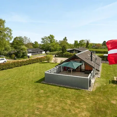 Tican - 400m From The Sea By Interhome *