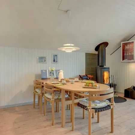 Tican - 400m From The Sea By Interhome *