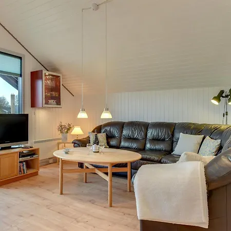 Tican - 400m From The Sea By Interhome Casa vacanze Nedre Lysabild