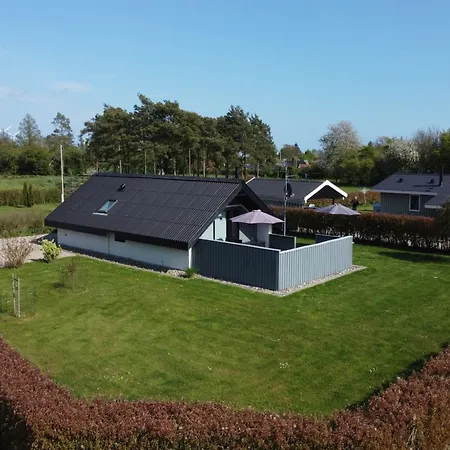 Tican - 400m From The Sea By Interhome Vakantiehuis