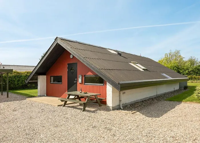 Tican - 400m From The Sea By Interhome